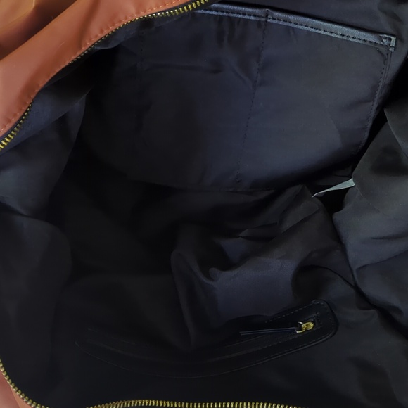 Madden Girl Weekender - Picture 3 of 3